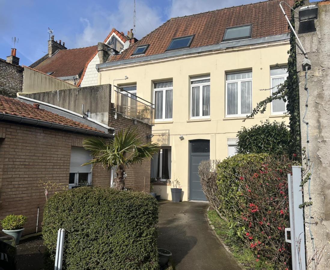 Appartement Le Saint Haut Centre Ville A Saint-Omer Экстерьер фото